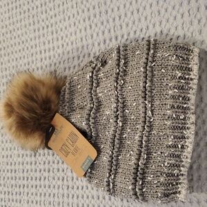 Cozy Cabin Women's Beanie (48)
